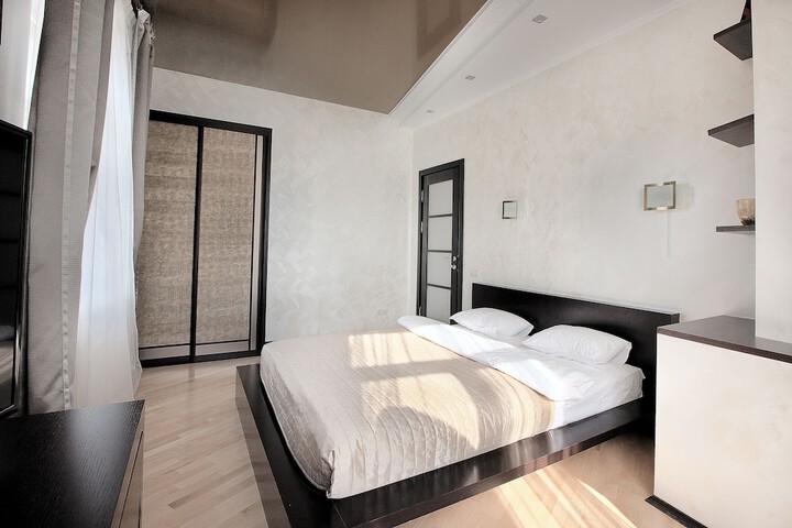 Room 21 of 171