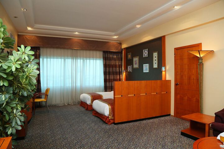 Room 17 of 45