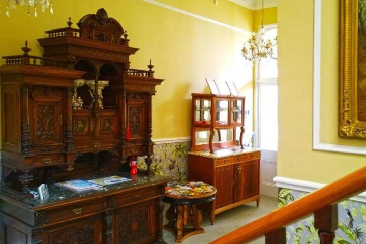 DELAMERE COURT