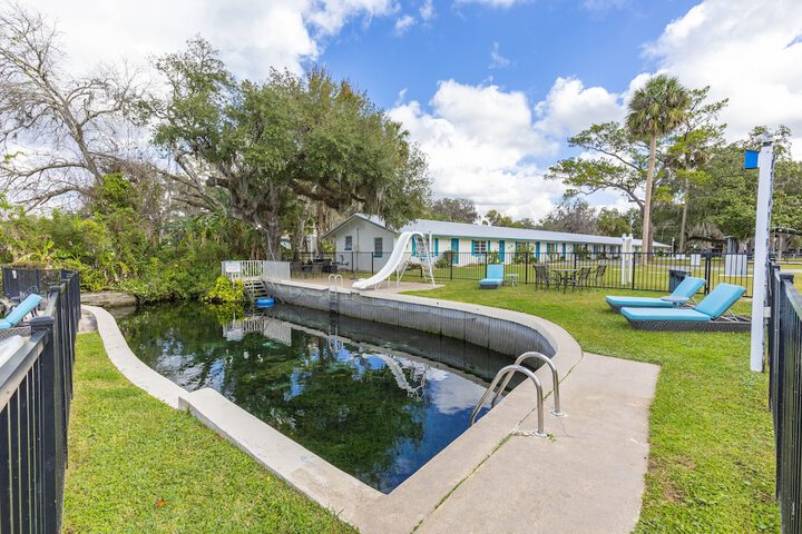 Pool 31 of 86