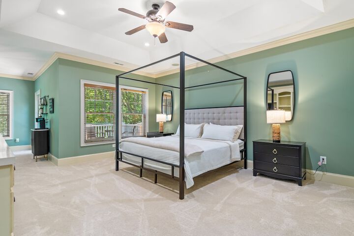 Room 373 of 759