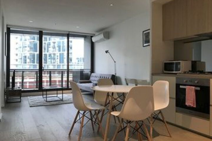 Room 13 of 25