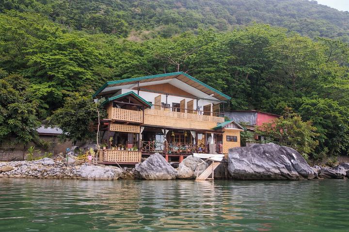 El GordoS Seaside Adventure Lodge