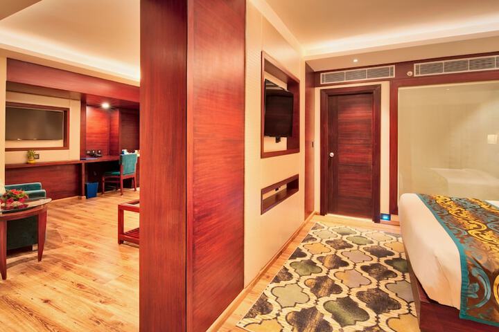 Room 12 of 35