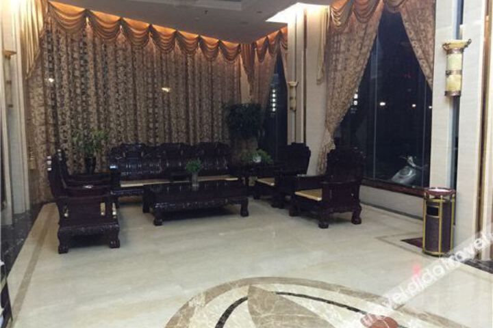 Hotel Interior 7 of 14