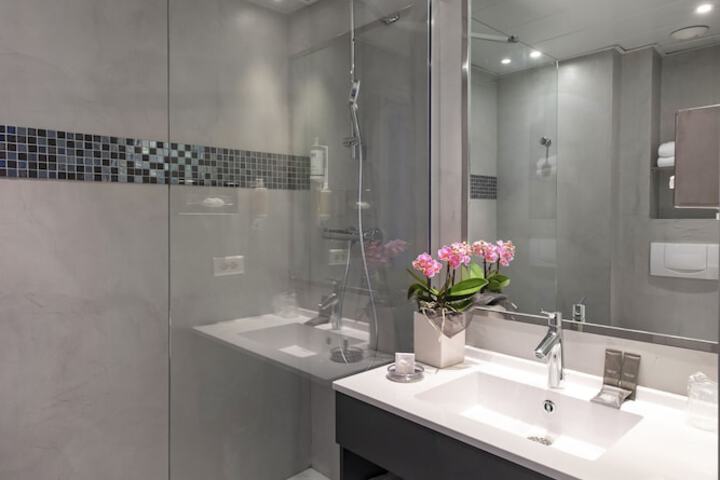 Bathroom Vanities
