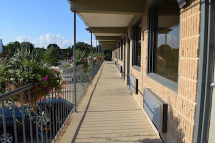 Photo of Mobil Digs at the Blackhawk Hotel