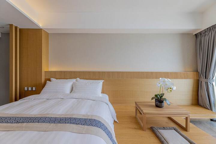 Room 20 of 42