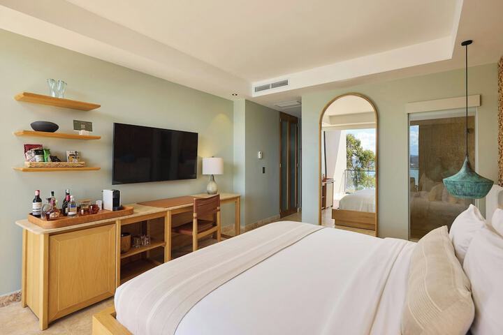 Room 30 of 132