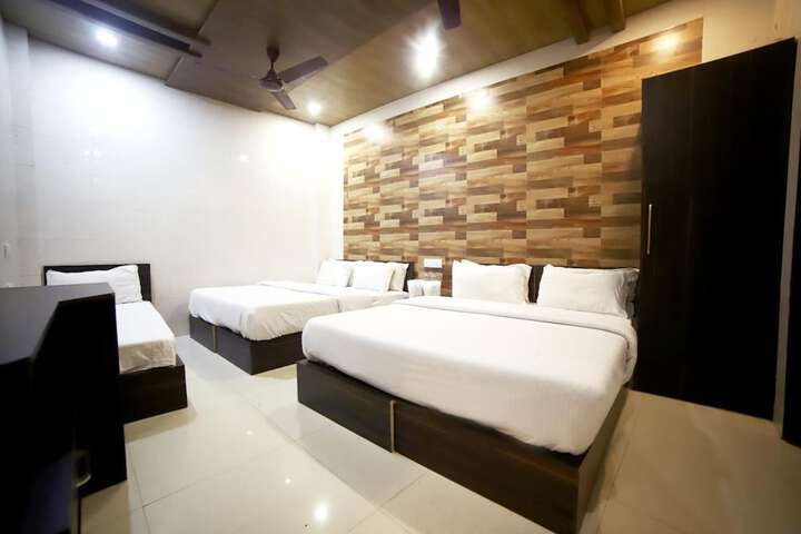 Room 35 of 49