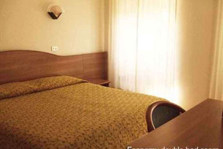 Room 22 of 29