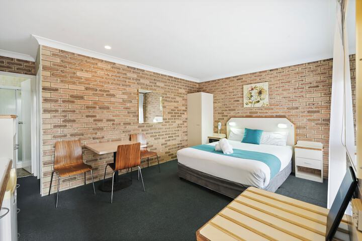 Room 7 of 23