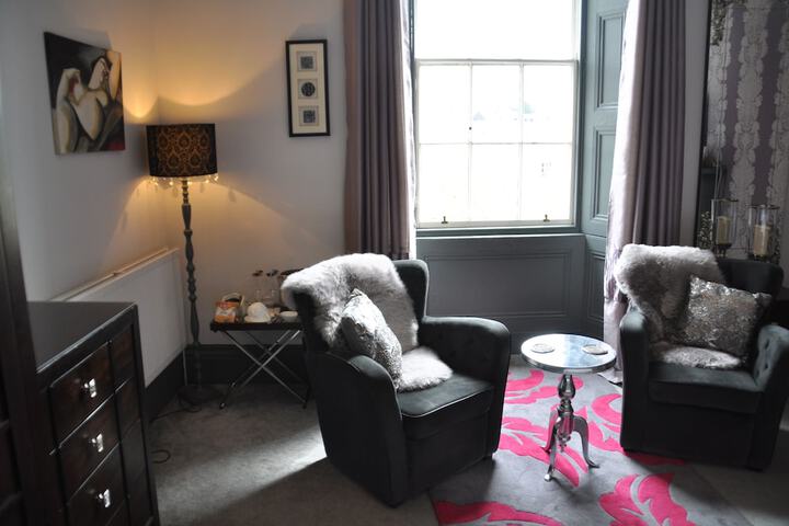 Room 22 of 66