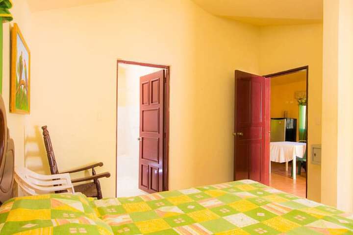 Room 2 of 32