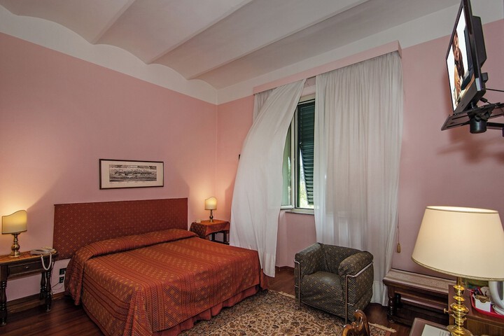 Room 48 of 85