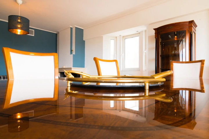 Room 2 of 16