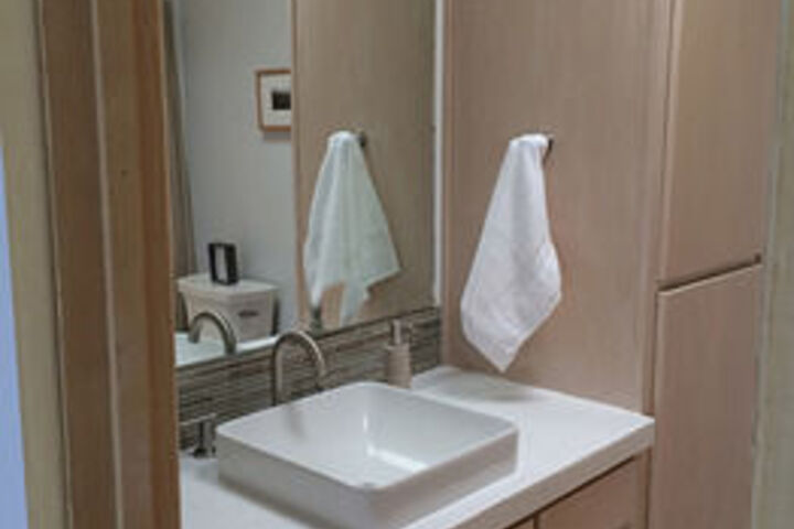 Room 4 of 20