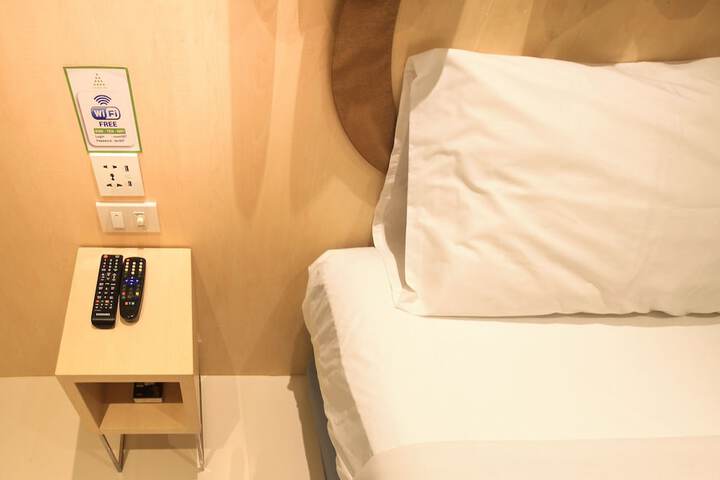 Room 8 of 56
