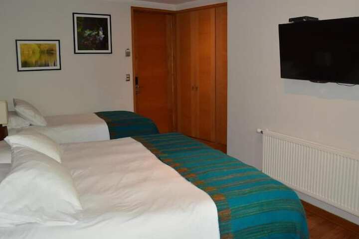 Room 12 of 64
