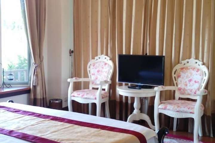 Room 4 of 58