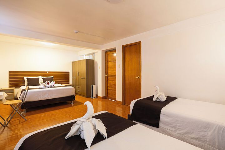 Room 9 of 30