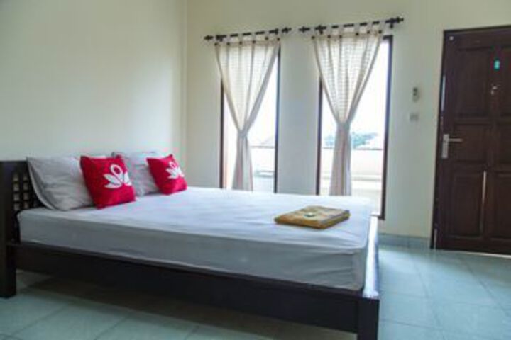 Room 6 of 20