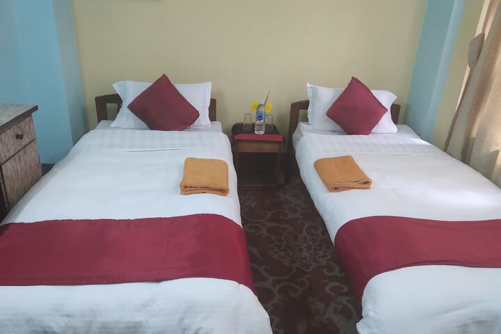 Room 18 of 36
