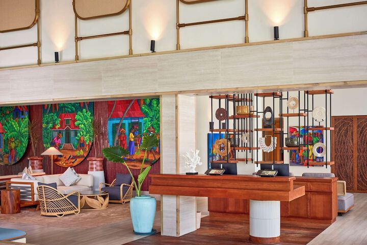 Hotel Interior 7 of 201