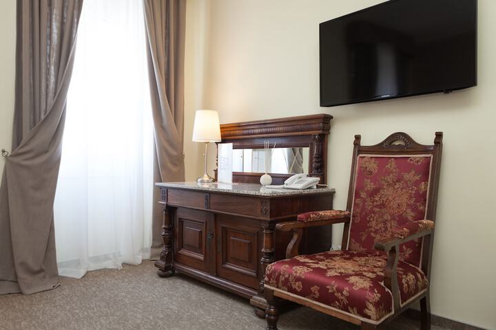 Room amenity