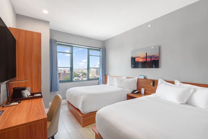 2 Double Beds (1 of 4)
