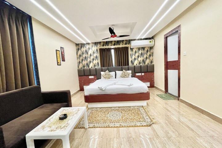 Room 65 of 159