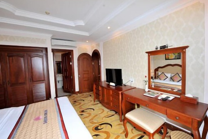Room 14 of 59