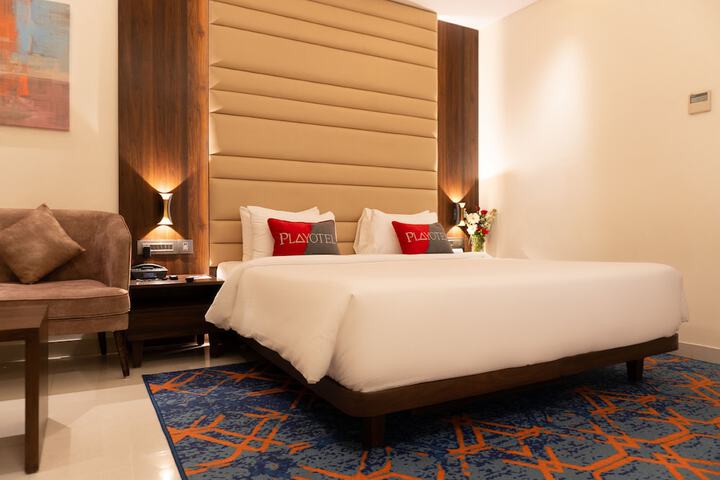 Room 6 of 23