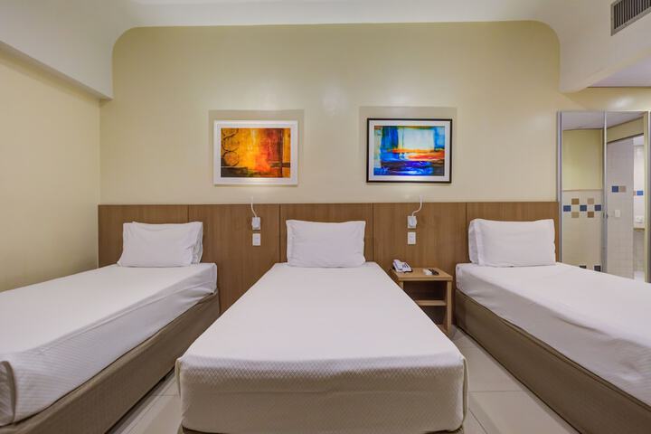 Room 16 of 52