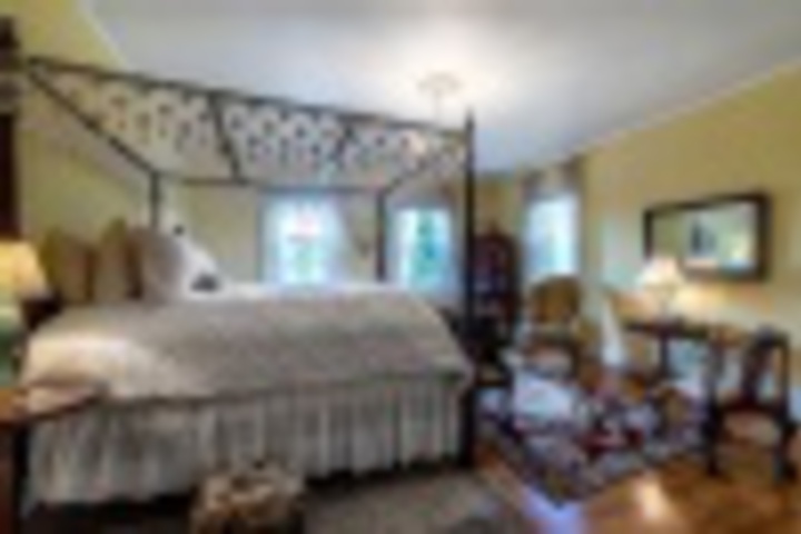 Room 268 of 384