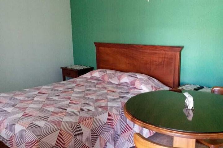 Room 13 of 35