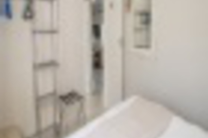 Room 423 of 648
