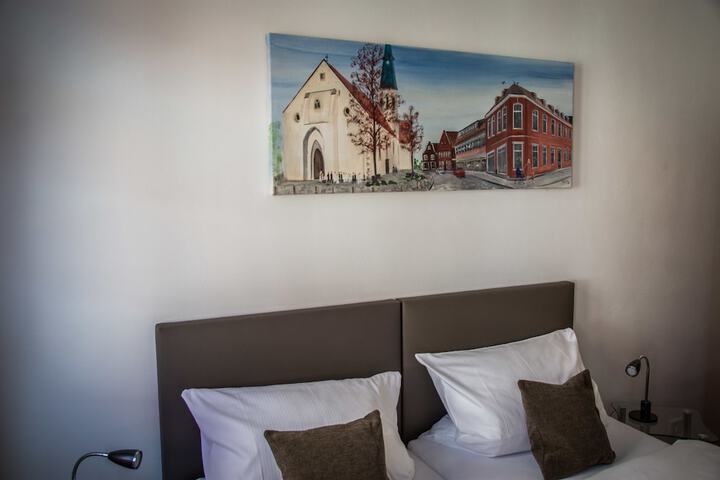 Room 10 of 44