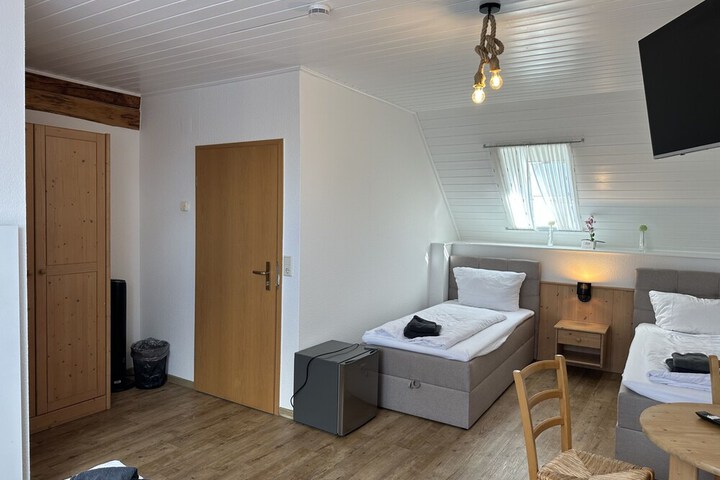 Room 39 of 85