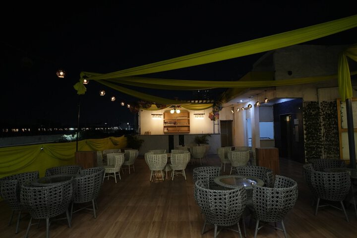 Terrace/Patio 68 of 72