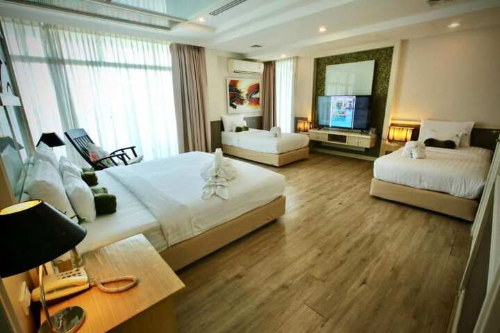 Room 31 of 113