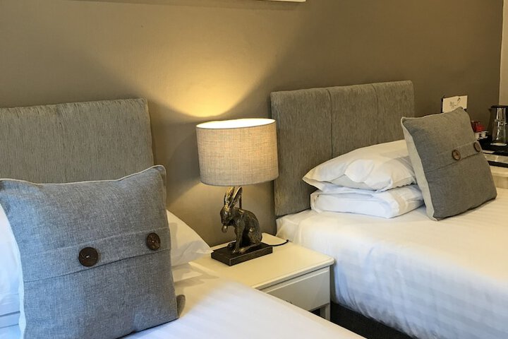 Room 2 of 70