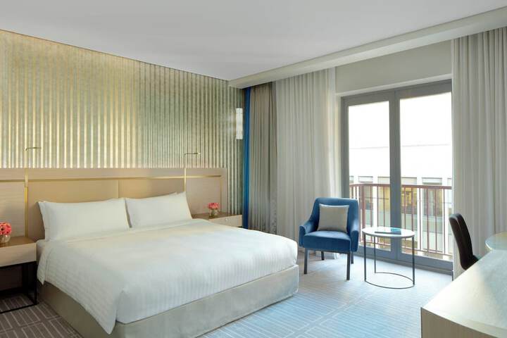 Room 6 of 55