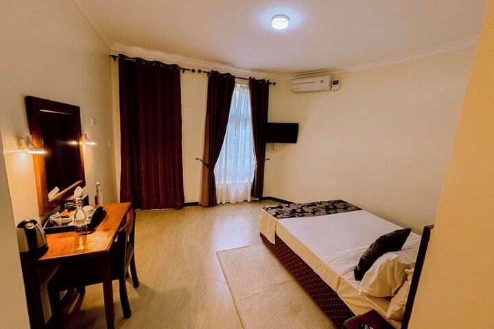 Room 7 of 35