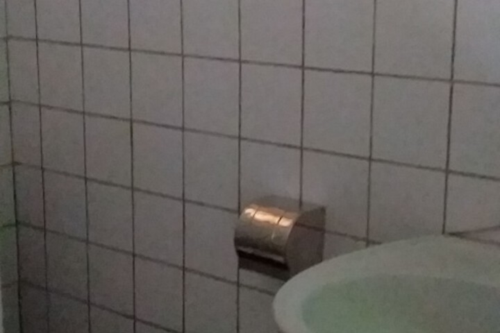 Room 8 of 23
