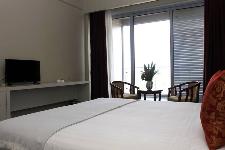 Room 9 of 29