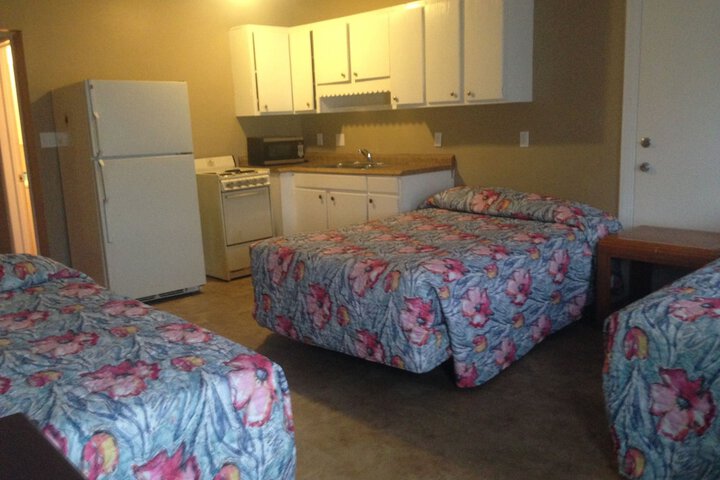 Room 9 of 17