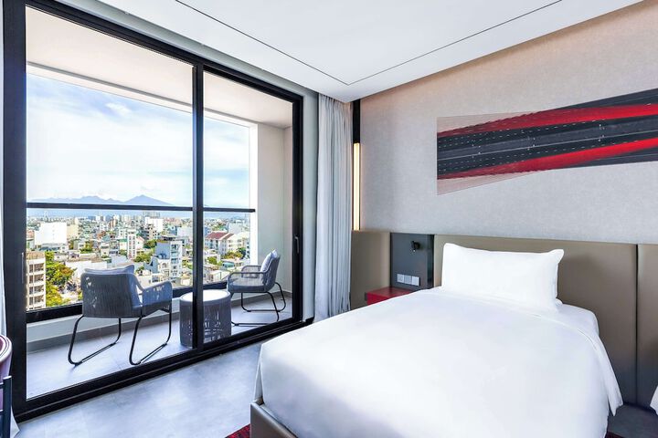 Room 36 of 110