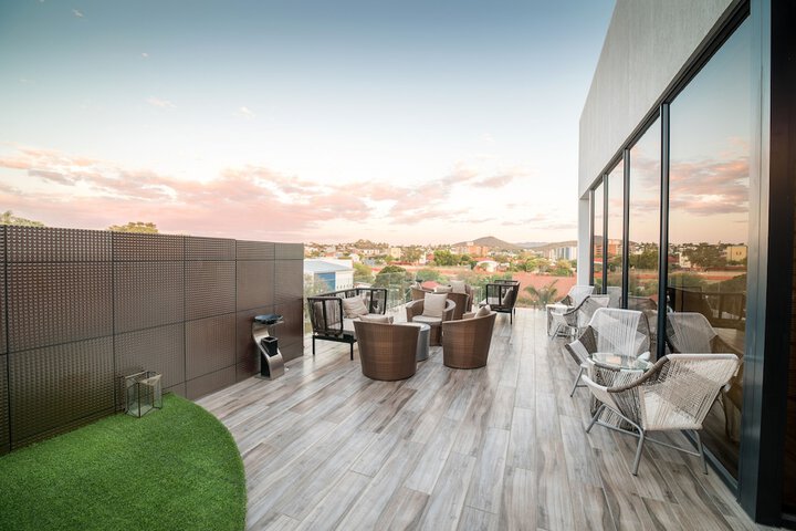 Terrace/Patio 35 of 36