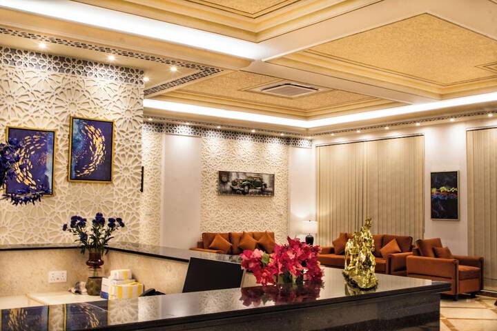 4 Guys Hotels